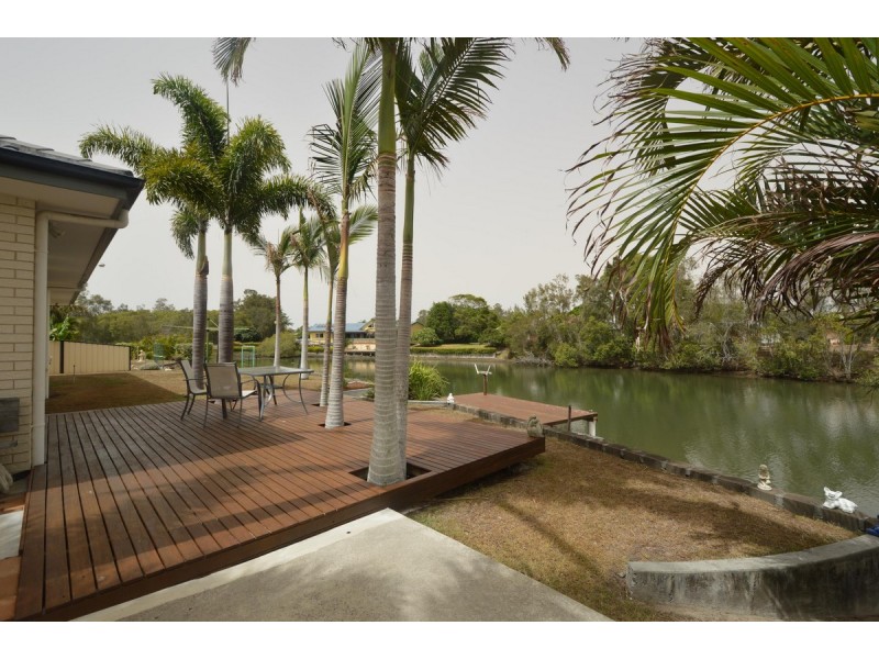 3 Newport Island Circuit, Yamba NSW 2464