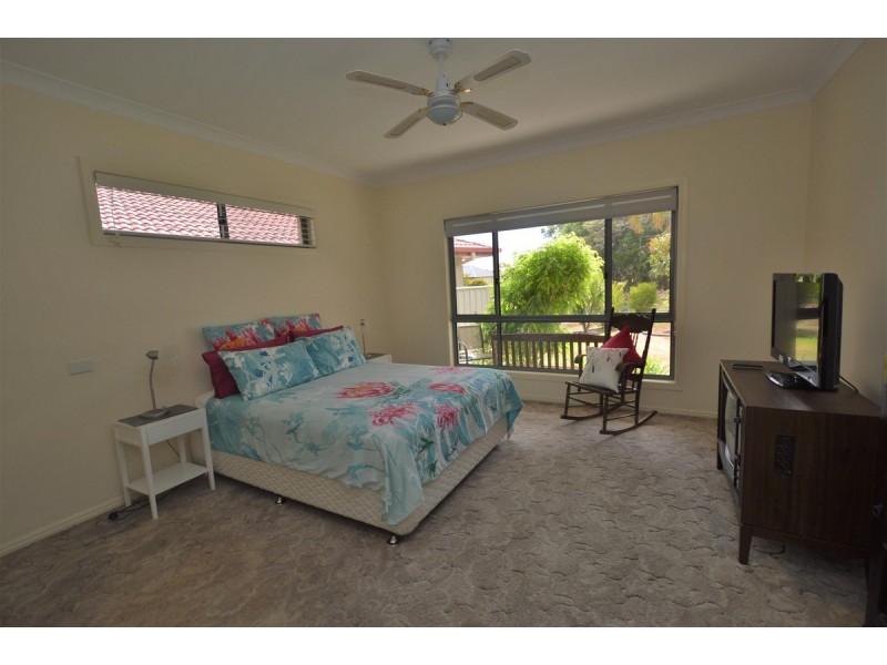 3 Newport Island Circuit, Yamba NSW 2464