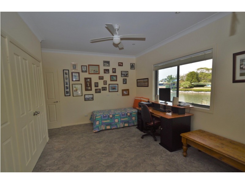 3 Newport Island Circuit, Yamba NSW 2464