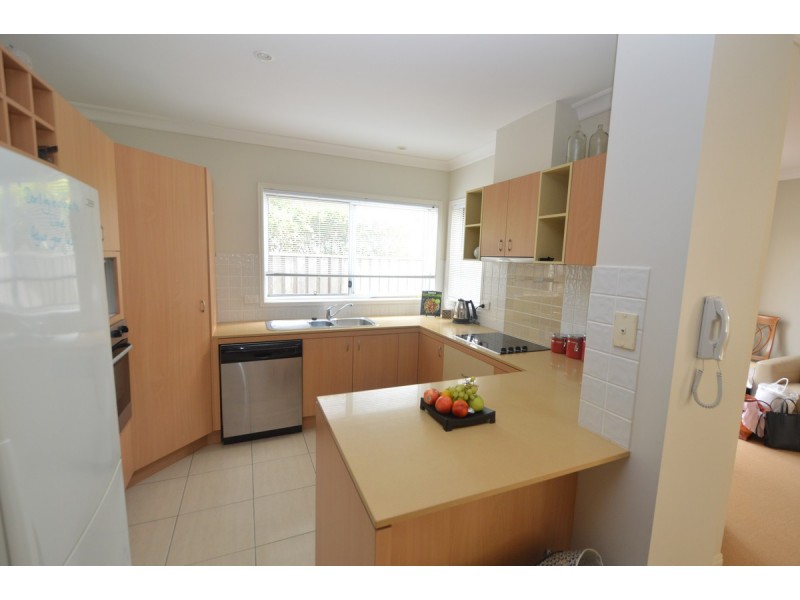5 The Parkway, Yamba NSW 2464