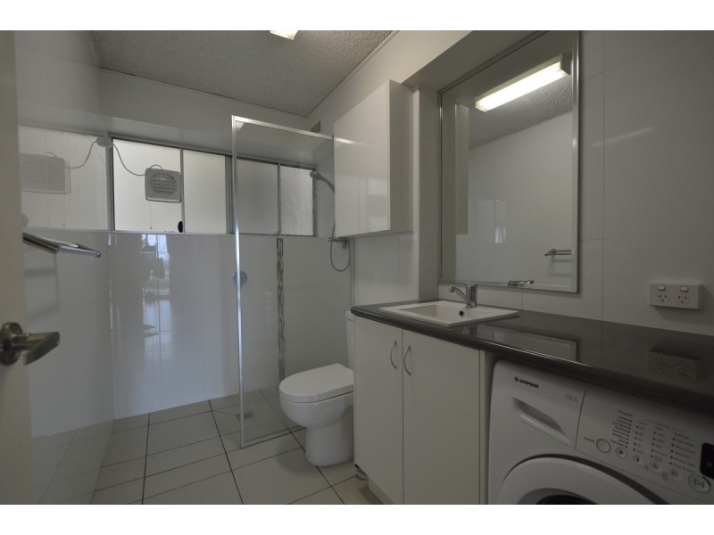 11/12 Clarence Street, Yamba NSW 2464