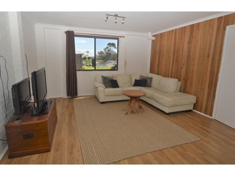 1 Westringia Place, Yamba NSW 2464