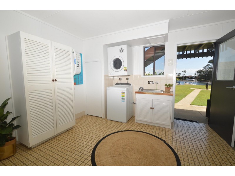 1 Westringia Place, Yamba NSW 2464