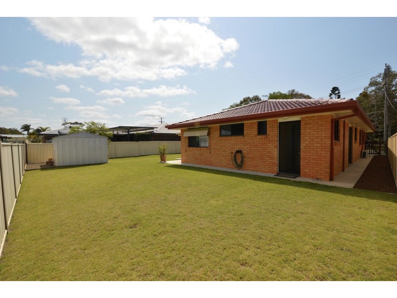 14 Coonawarra Court, Yamba NSW 2464