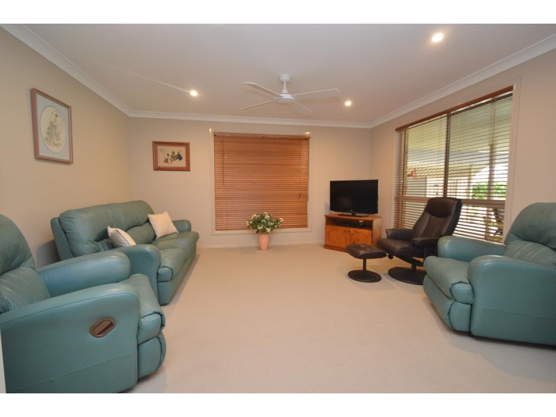 31 William Avenue, Yamba NSW 2464