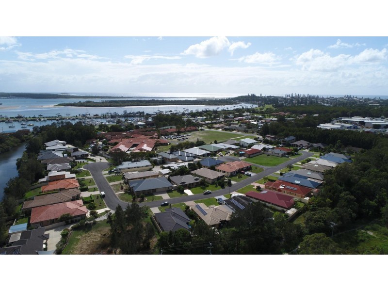 31 William Avenue, Yamba NSW 2464