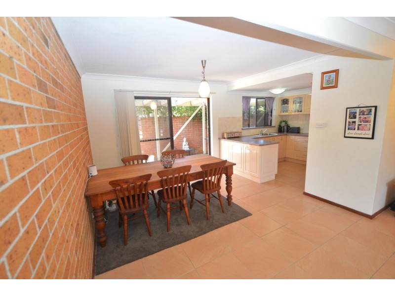 5/2 Waratah Avenue, Yamba NSW 2464