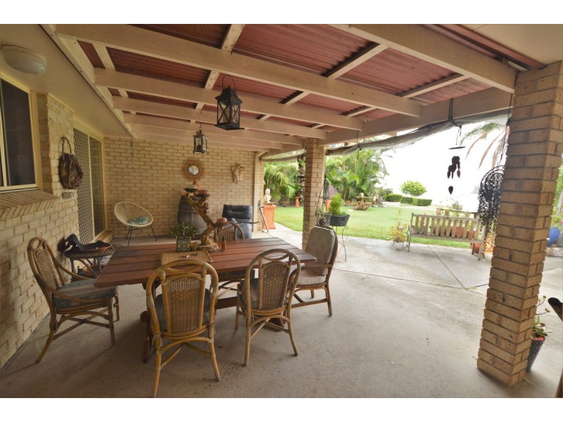 30 Palm Terrace, Yamba NSW 2464