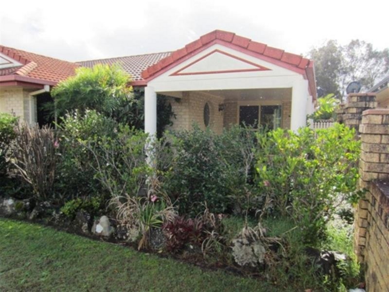 30 Palm Terrace, Yamba NSW 2464