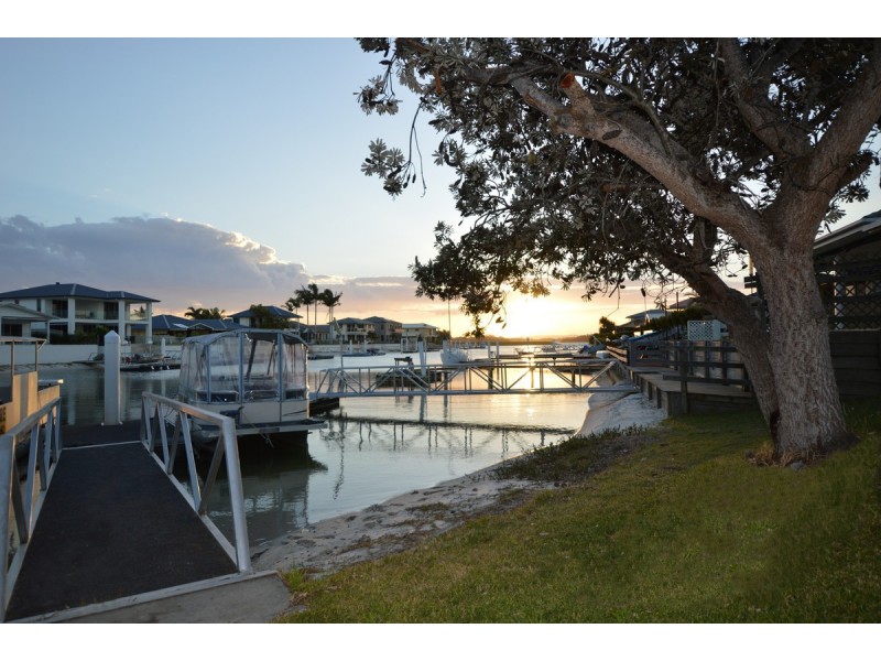 1 Nabilla Court, Yamba NSW 2464