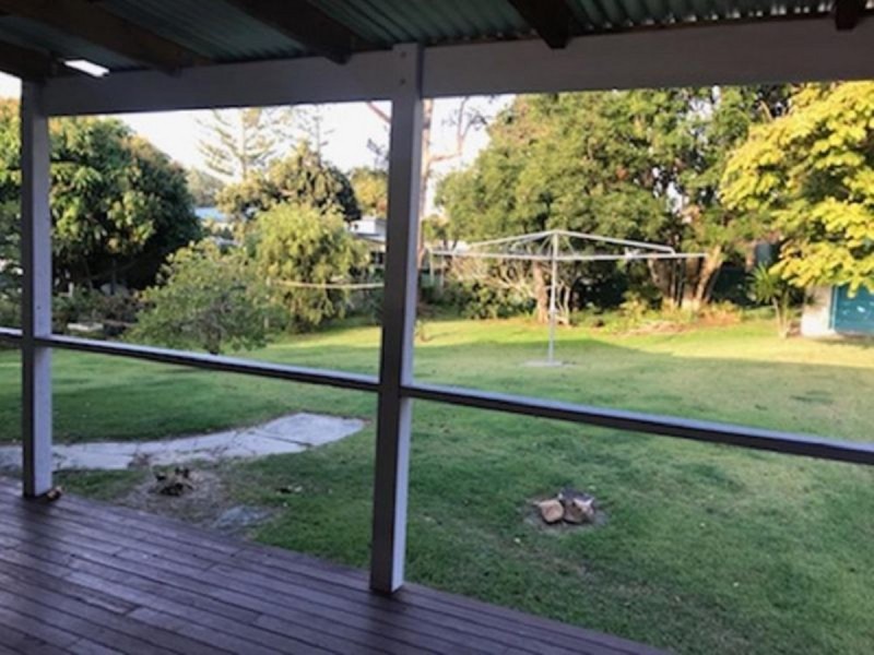 12 Marandowie Drive, Iluka NSW 2466