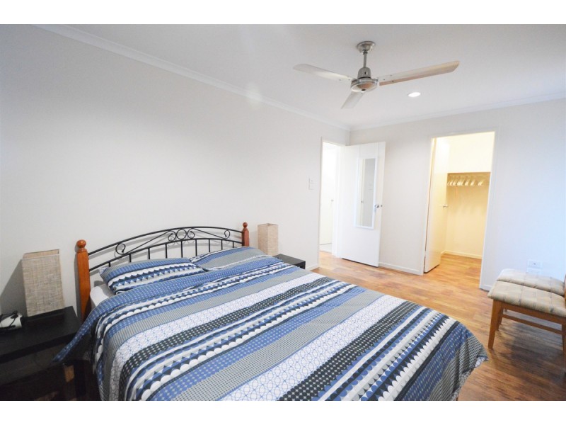 2/5 Pilot Street, Yamba NSW 2464