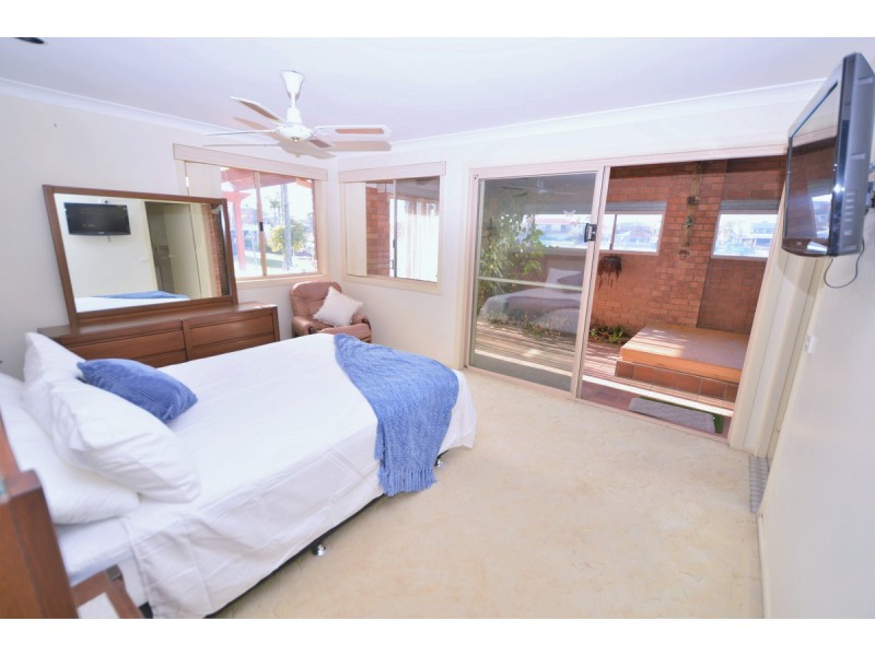 16 The Mainbrace, Yamba NSW 2464