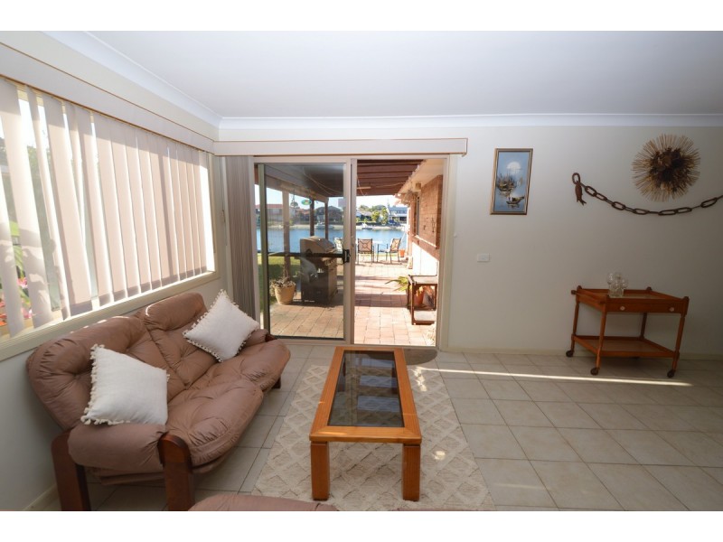 16 The Mainbrace, Yamba NSW 2464