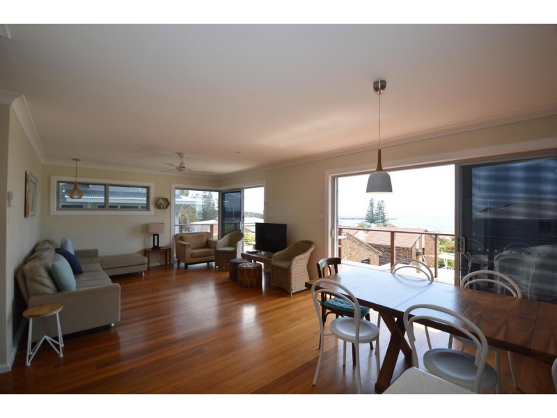 2/3 Church Street, Yamba NSW 2464