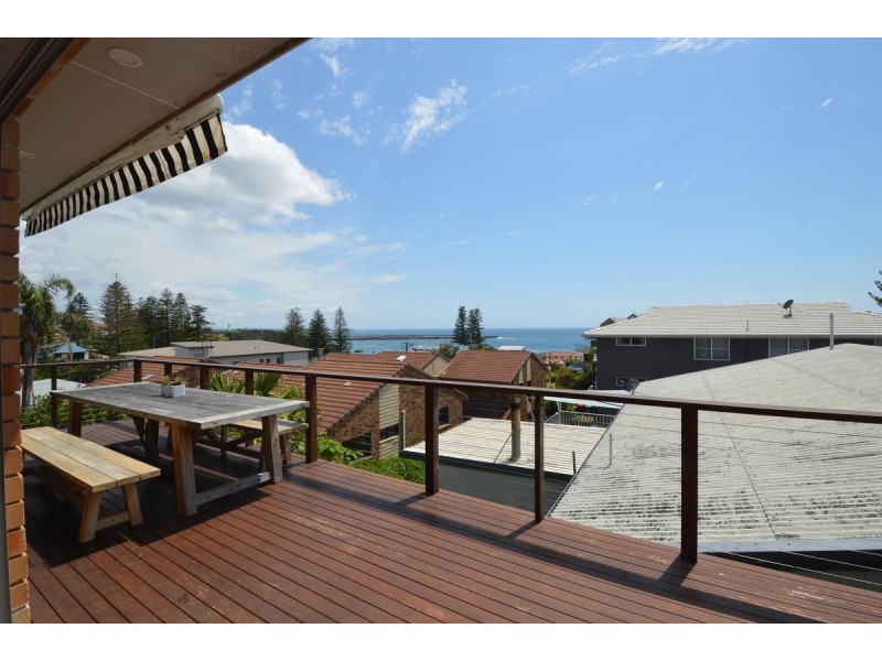 2/3 Church Street, Yamba NSW 2464