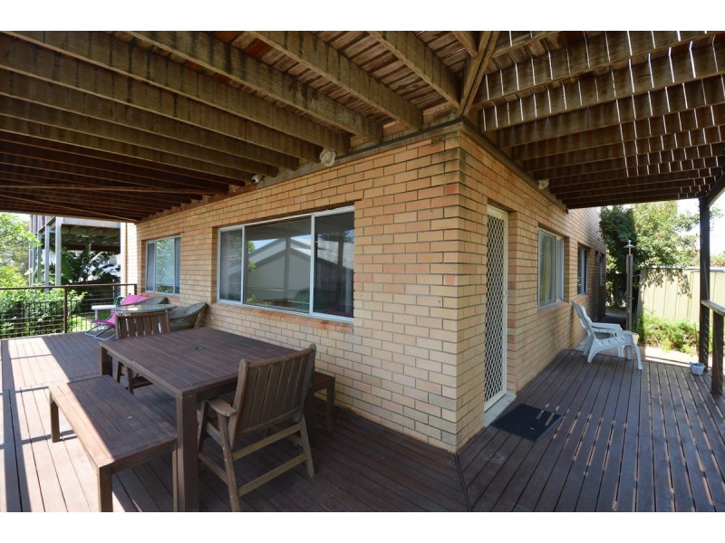 2/3 Church Street, Yamba NSW 2464