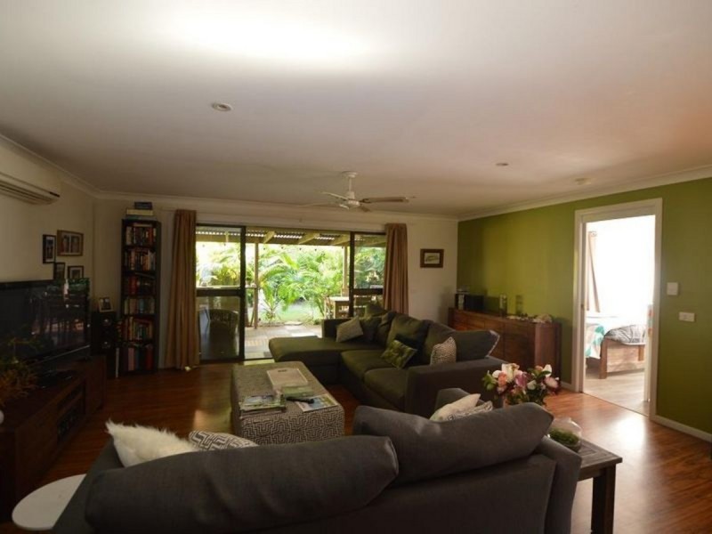 10 Susan Street, Yamba NSW 2464