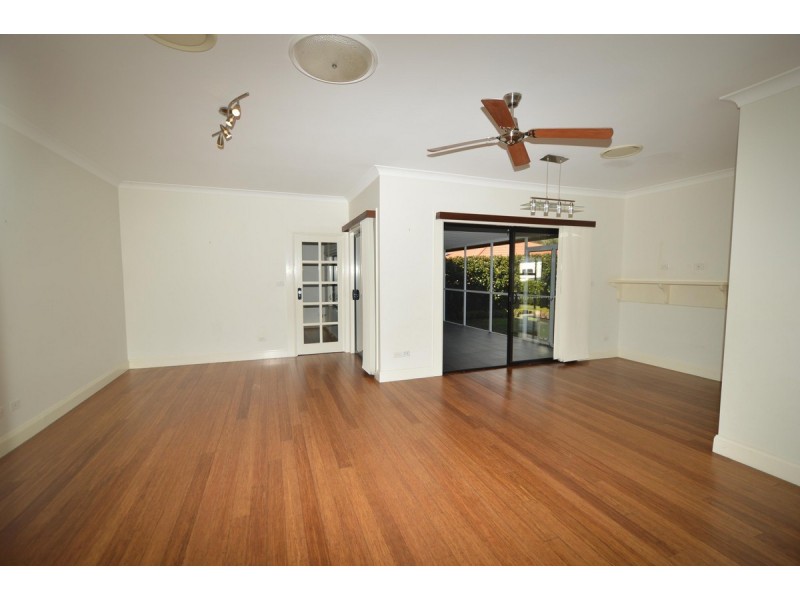 5 Tom Thumb Place, Yamba NSW 2464