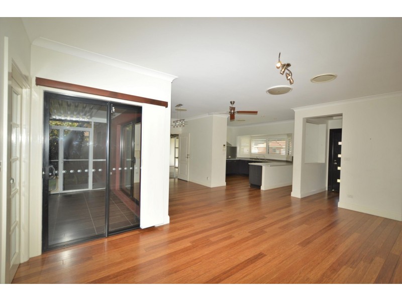 5 Tom Thumb Place, Yamba NSW 2464