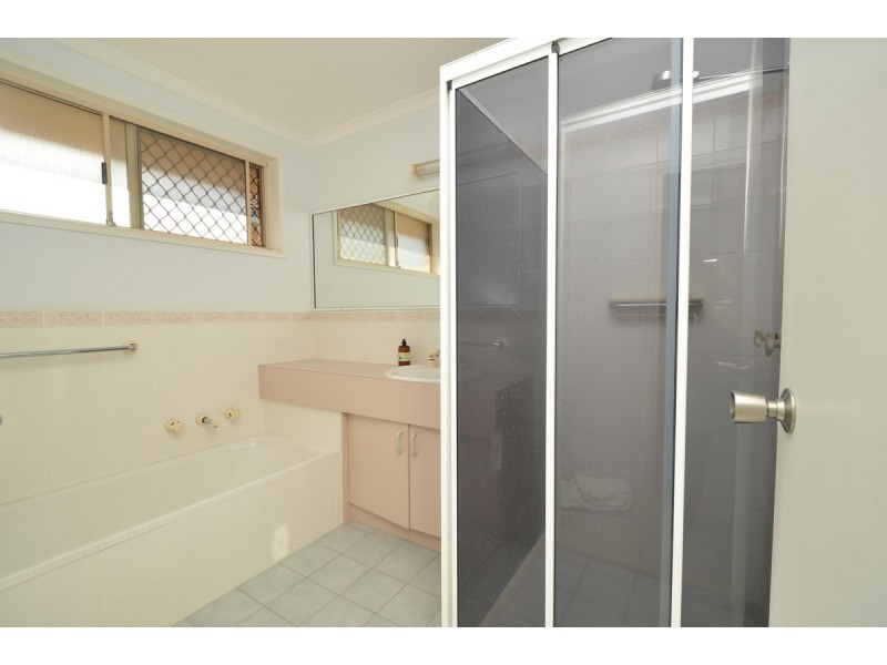 6 Barbara Close, Yamba NSW 2464