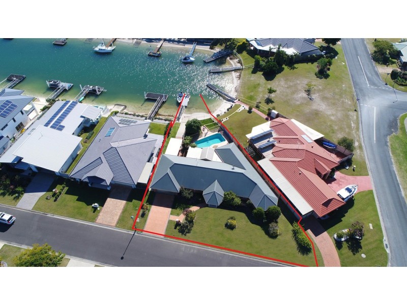 2 Barellan Avenue, Yamba NSW 2464