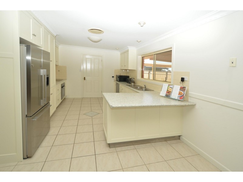 2 Barellan Avenue, Yamba NSW 2464