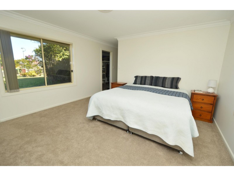 2 Barellan Avenue, Yamba NSW 2464