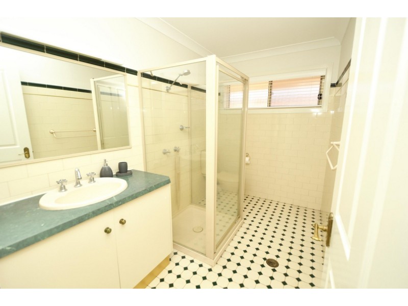 2 Barellan Avenue, Yamba NSW 2464