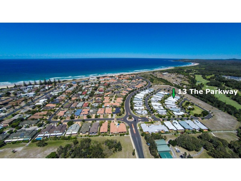 13 The Parkway, Yamba NSW 2464
