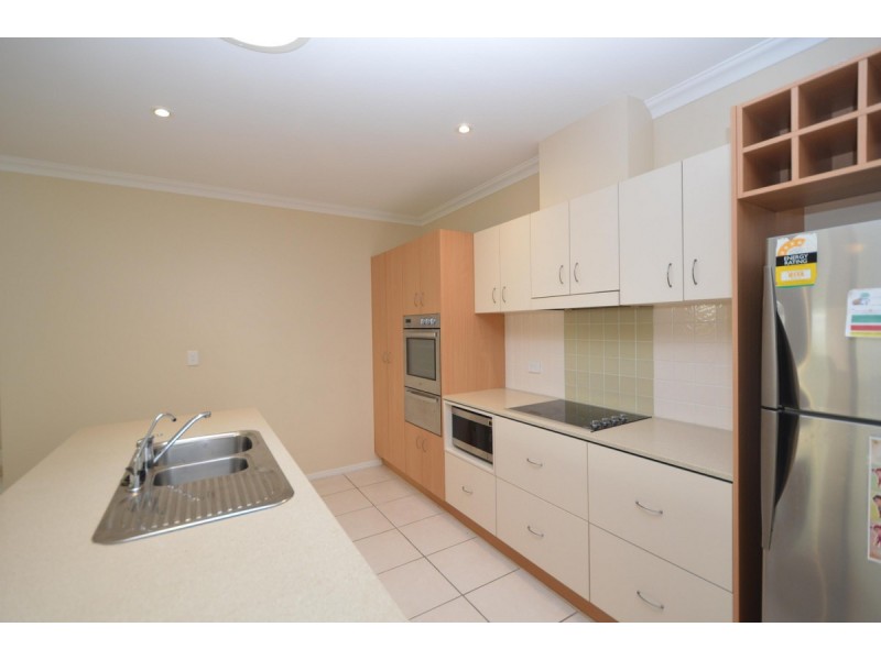 13 The Parkway, Yamba NSW 2464