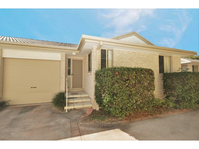 2/15A Shores Drive, Yamba NSW 2464