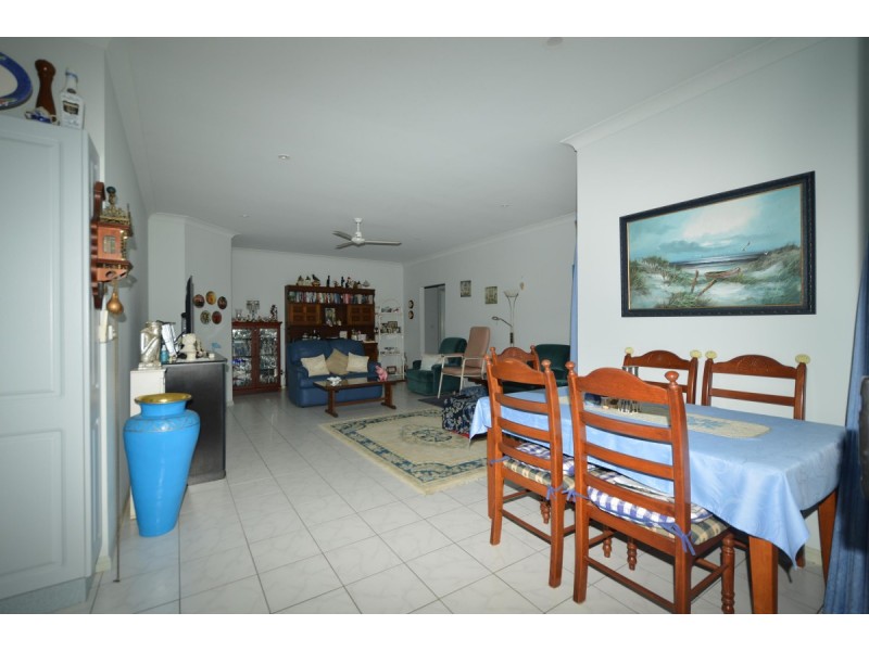 1/5 Mulgi Street, Yamba NSW 2464