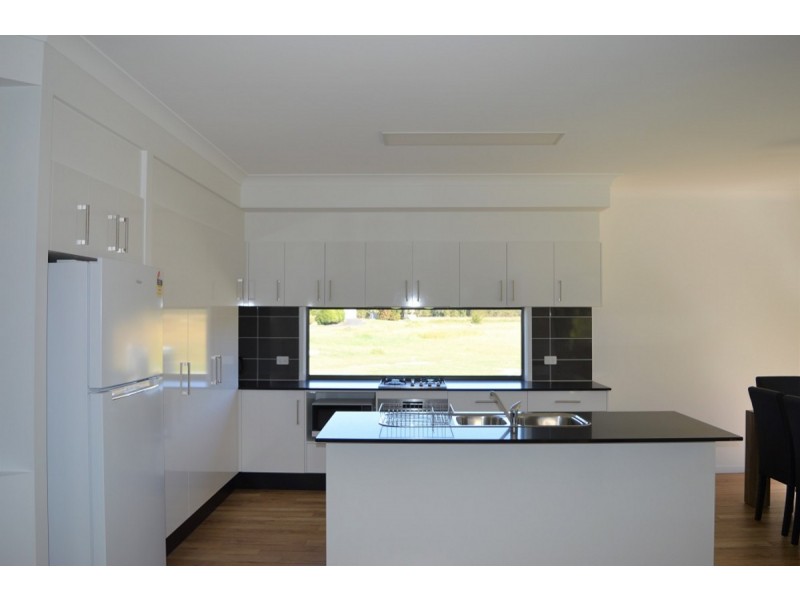 136 Carrs Drive, Yamba NSW 2464