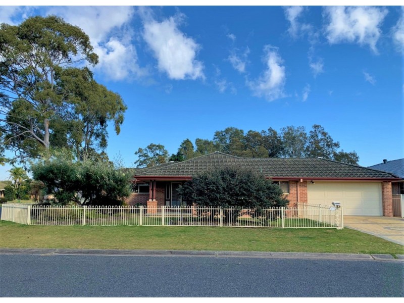 27 The Mainbrace, Yamba NSW 2464