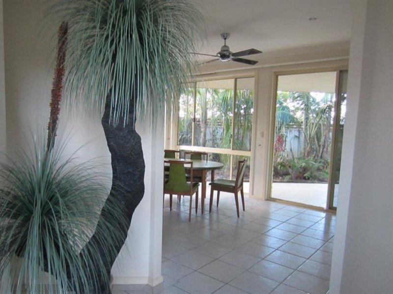 25 Heron  Court, Yamba NSW 2464
