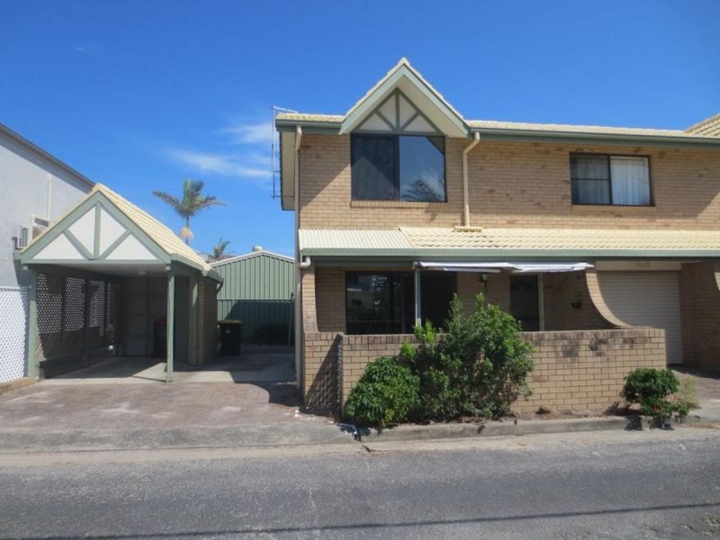 4/8 River Street, Yamba NSW 2464