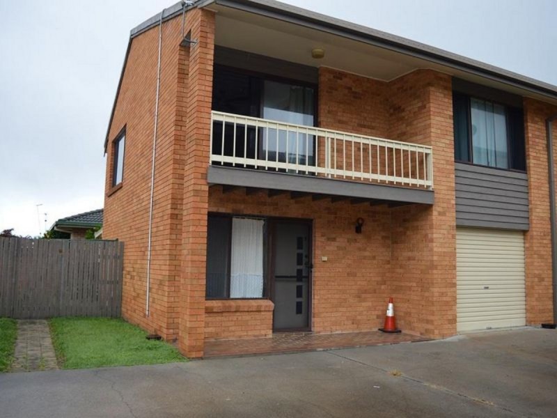 5/2 Waratah Avenue, Yamba NSW 2464