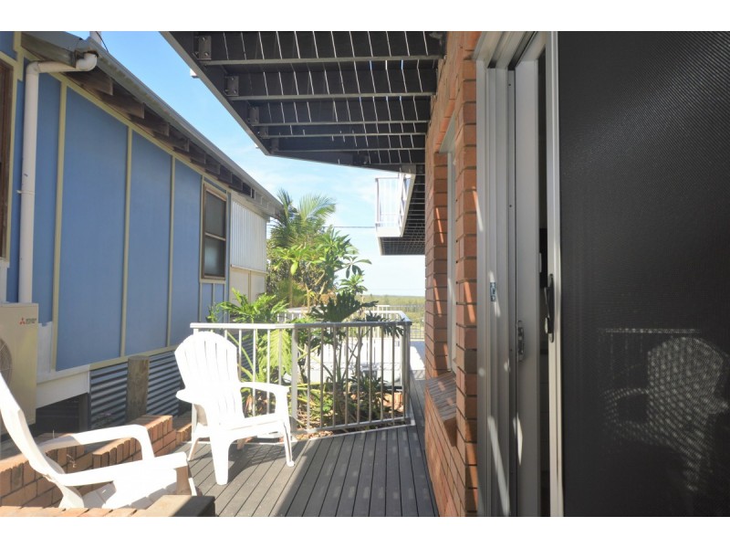 2/52 Yamba Street, Yamba NSW 2464