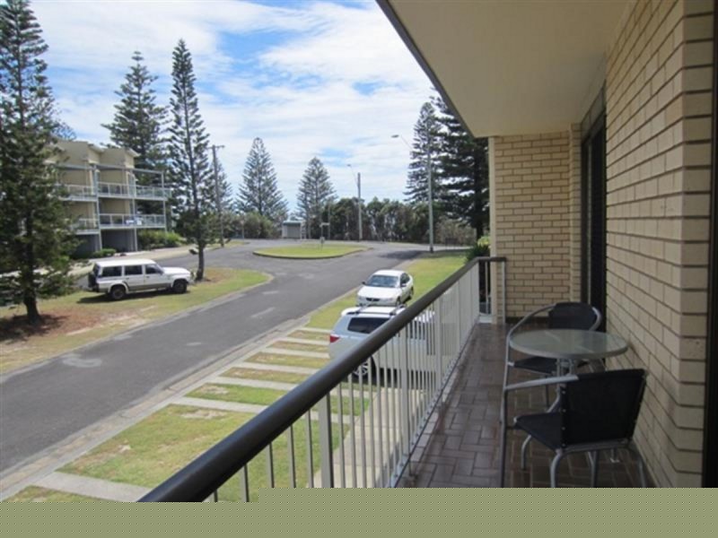 8/22 Clarence Street, Yamba NSW 2464