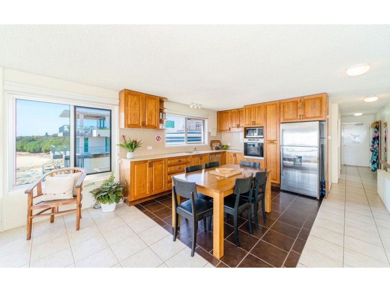 2/2 Ocean Street, Yamba NSW 2464