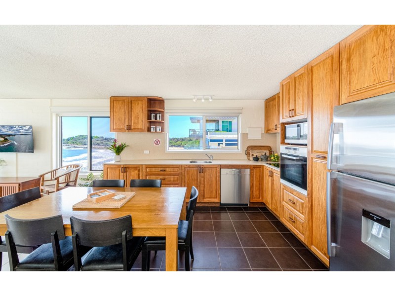 2/2 Ocean Street, Yamba NSW 2464