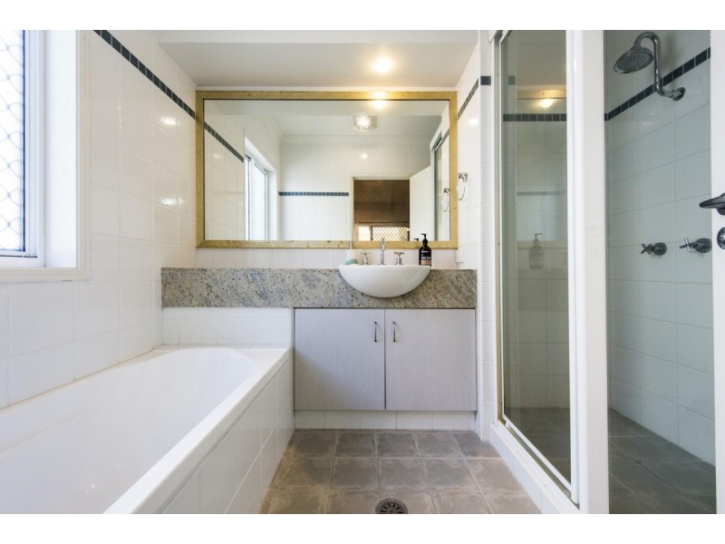 70 The Drive, Yamba NSW 2464