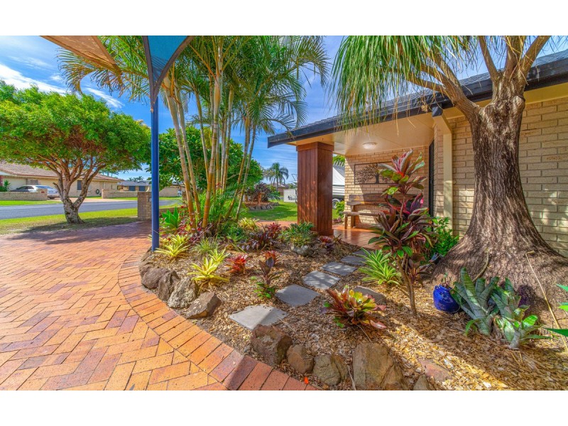 65 Witonga Drive, Yamba NSW 2464
