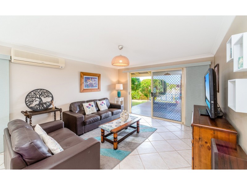 65 Witonga Drive, Yamba NSW 2464