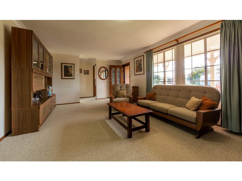 68 Palm Terrace, Yamba NSW 2464