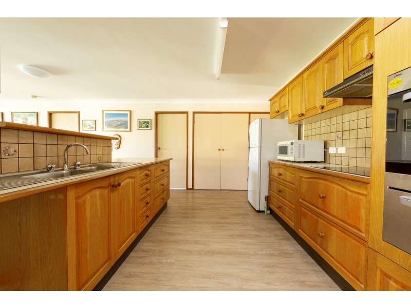 68 Palm Terrace, Yamba NSW 2464