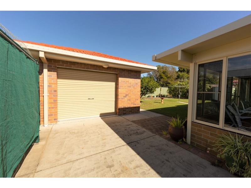 68 Palm Terrace, Yamba NSW 2464