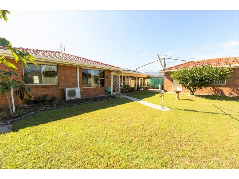 68 Palm Terrace, Yamba NSW 2464