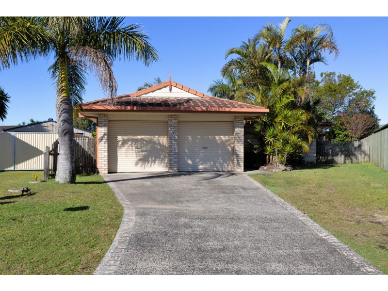 7 Plover Close, Yamba NSW 2464